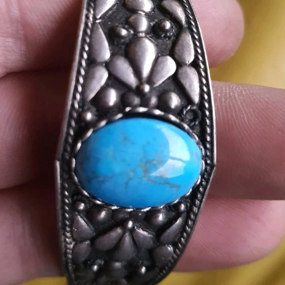 Vintage Marked Sterling Silver & Turquiose Cabochon Southwestern Style Bracelet - Picture 3 of 8